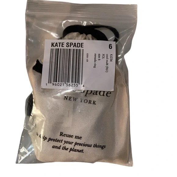 KATE SPADE X M&M’s STACKING RING SET - Picture 5 of 6